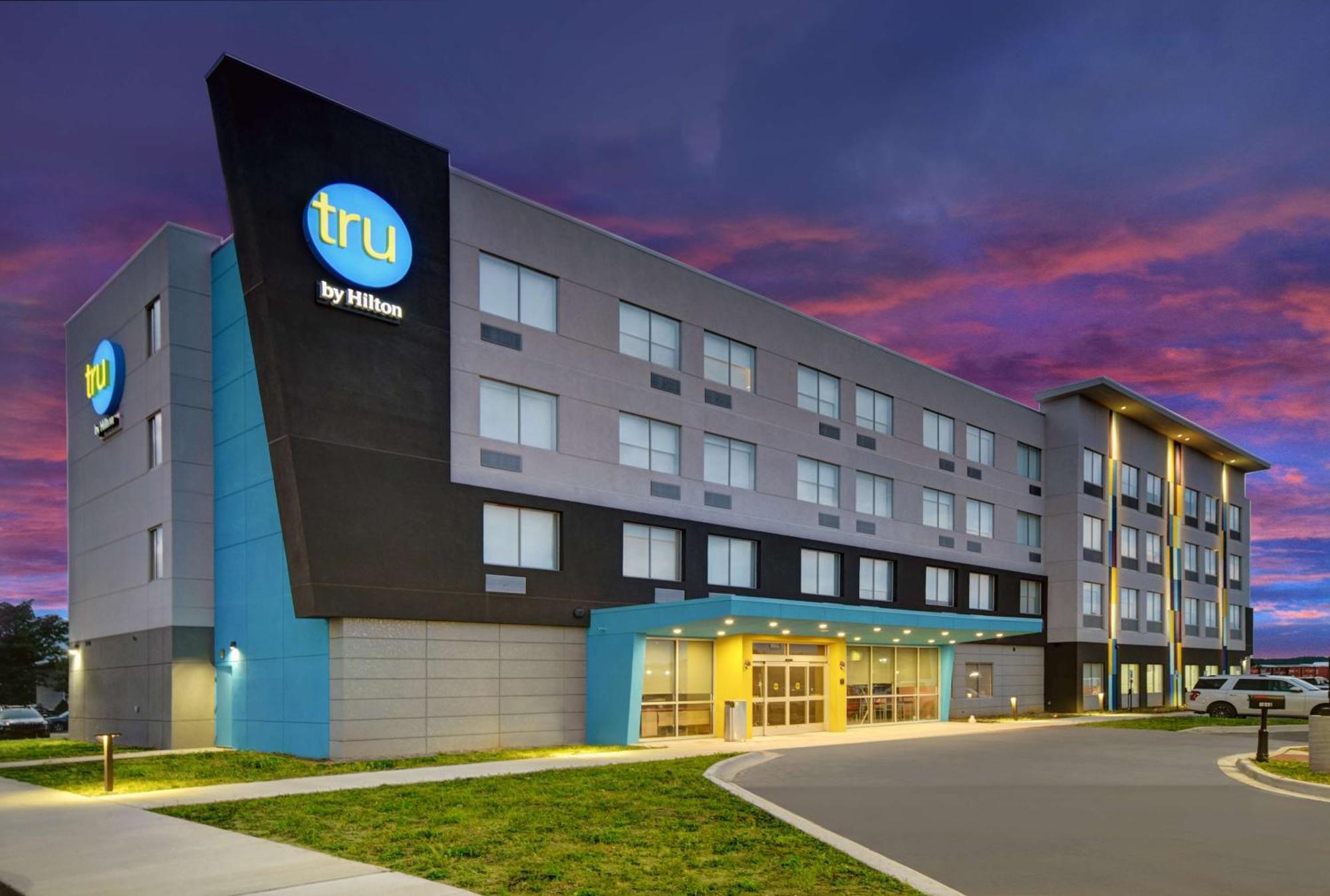 Tru By Hilton Gaylord, Mi Hotel Buitenkant foto